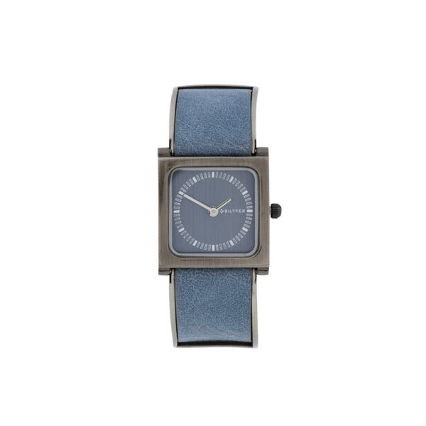 SQUARE WATCH WITH METAL DETAIL ON THE STRAP