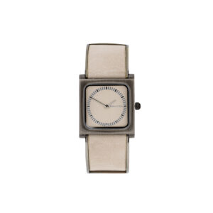 SQUARE WATCH WITH METAL DETAIL ON THE STRAP