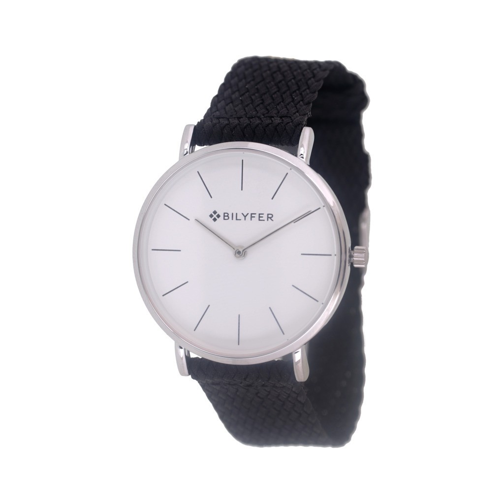 Reloj negro con índices
