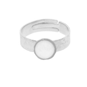 Platinum-finish pearl chain ring