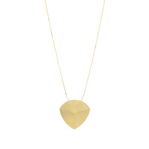Triangular necklace with engraving