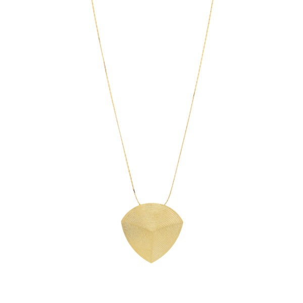 Triangular necklace with engraving