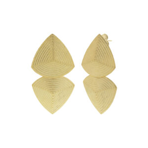 Double round earring with engraving