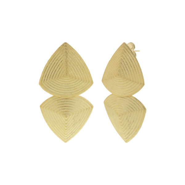 Double round earring with engraving