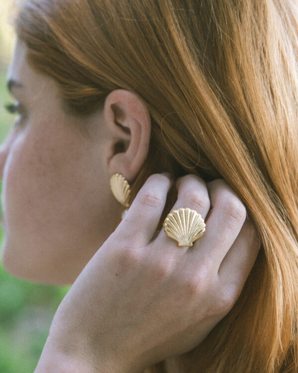 Shell Ring (Universal Size)