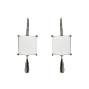Vintage earring with ruthenium and crystal plating