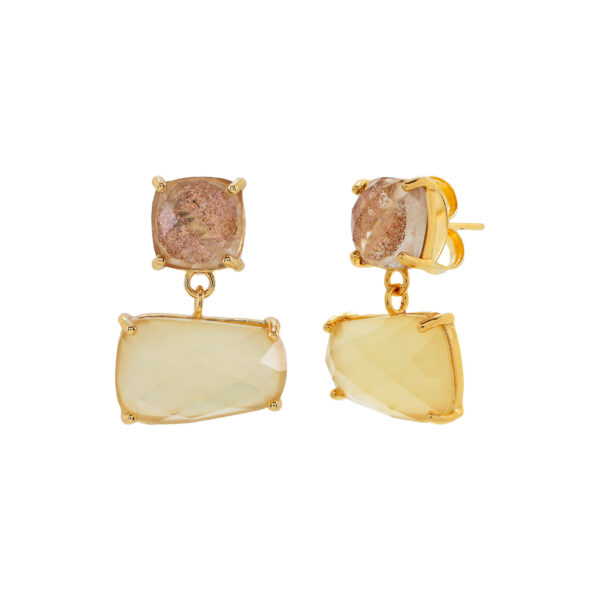 Gold earring
