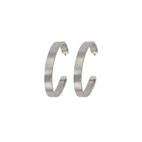 OVAL HOOP MATT RHODIUM PLATED 25 * 35